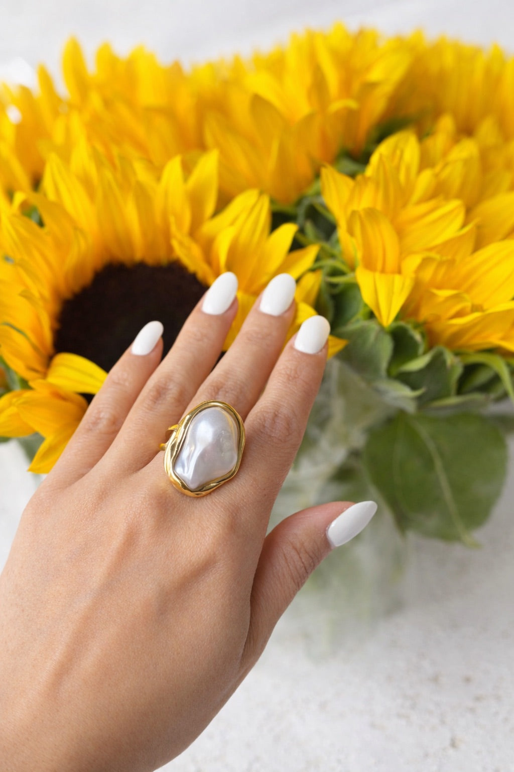 Anillo Laura
